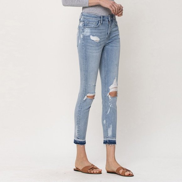 Flying Monkey NWT Mid Rise Distressed Crop Skinny Jeans in Beach House - Picture 3 of 7
